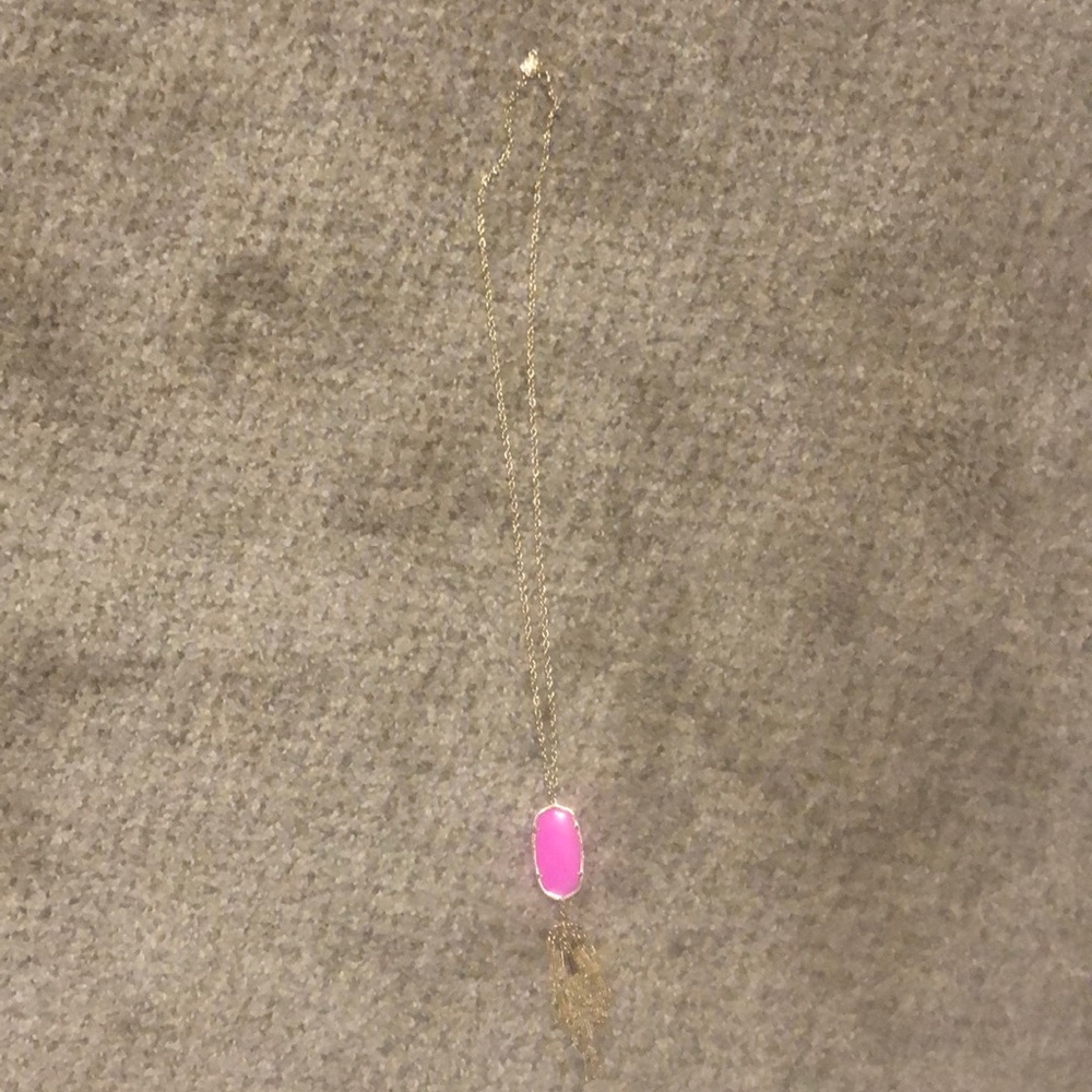 Kendra scott necklace